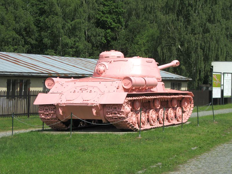 děti 06072012 voj.muzeum 13